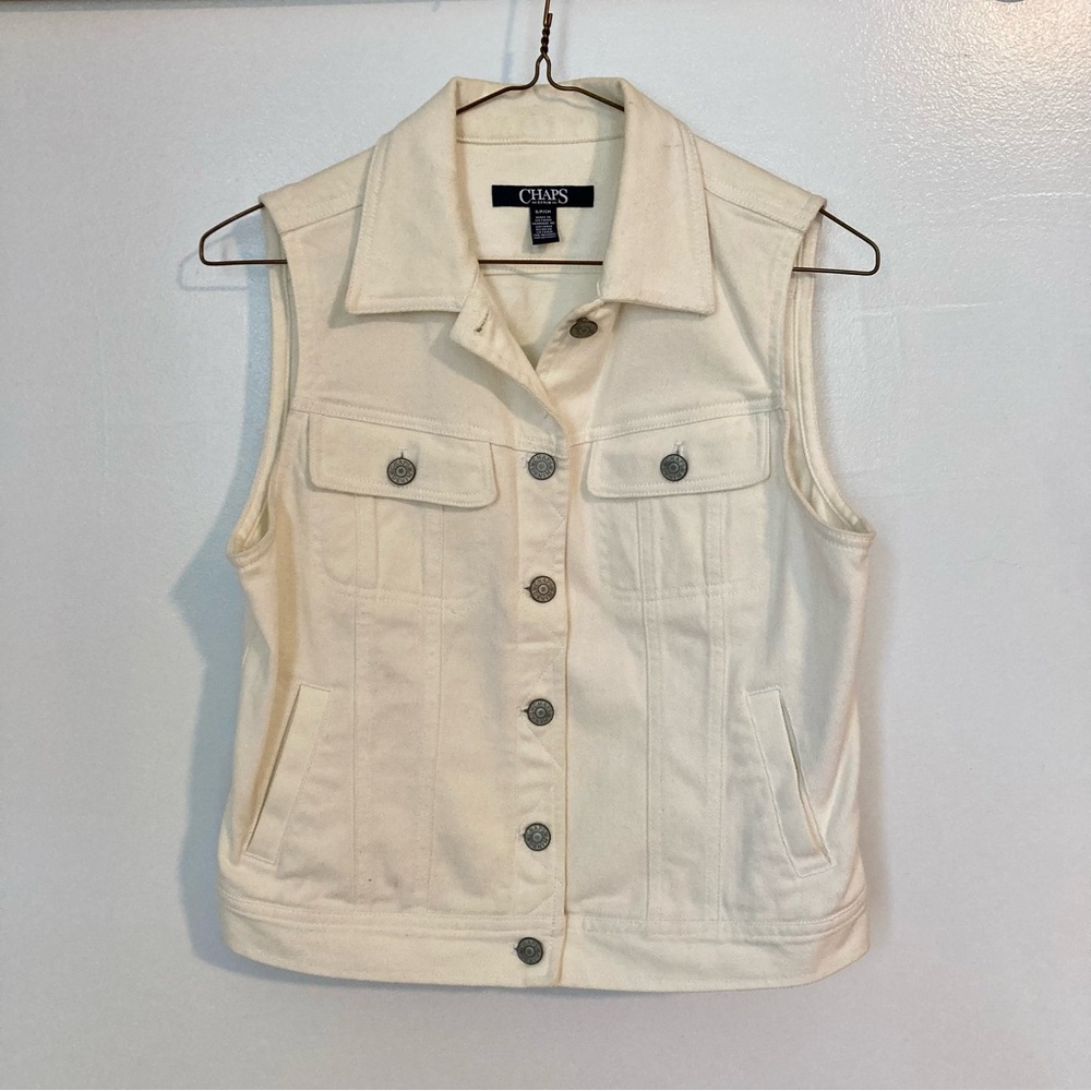 White Denim Vest, lots of pockets!